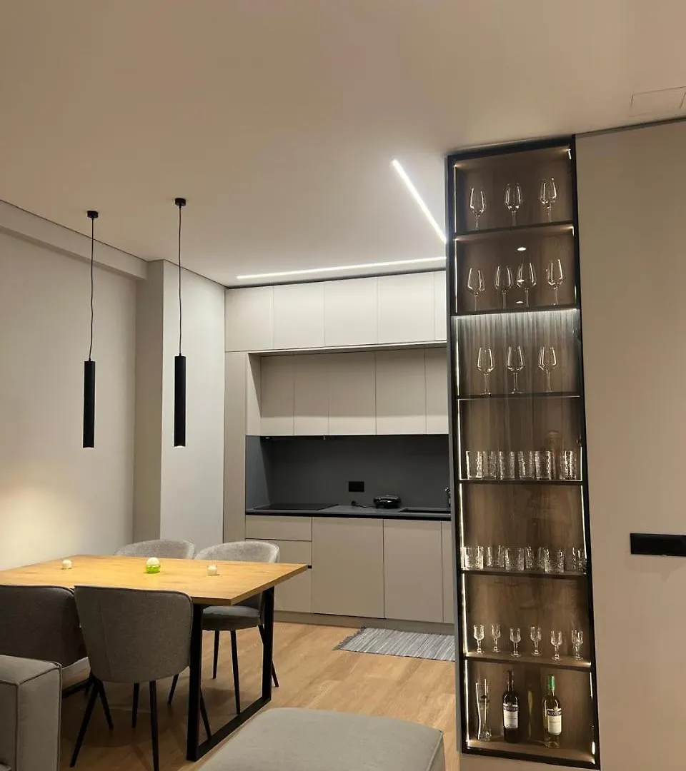 Comfort Stay Tirana 0*,